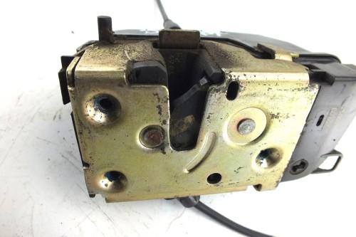 ZAMEK DRZWI PRAWY TYŁ NISSAN PRIMERA P12 1.8 16V