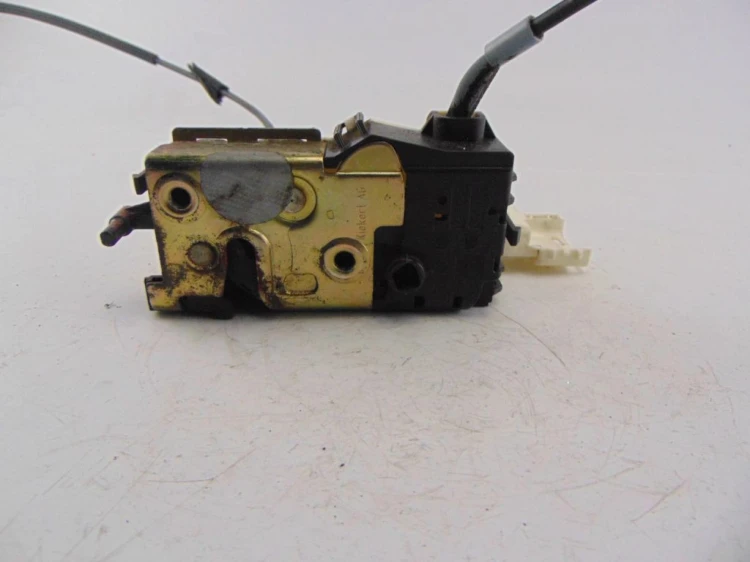 ZAMEK DRZWI PRAWY PRZÓD CITROEN C4 I (2004-2008) 9647173880F
