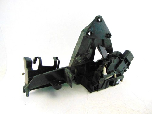 ZAMEK DRZWI PRAWY PRZÓD FORD FOCUS MK2 (2004-2011)