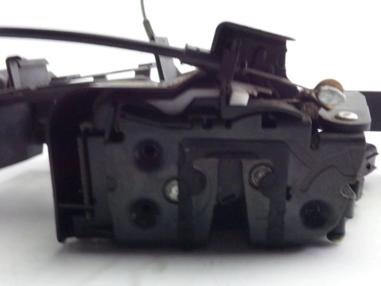 ZAMEK DRZWI PRAWY TYŁ FORD C-MAX (2003-2006) 2.0TDCI 3M5A R26412BM