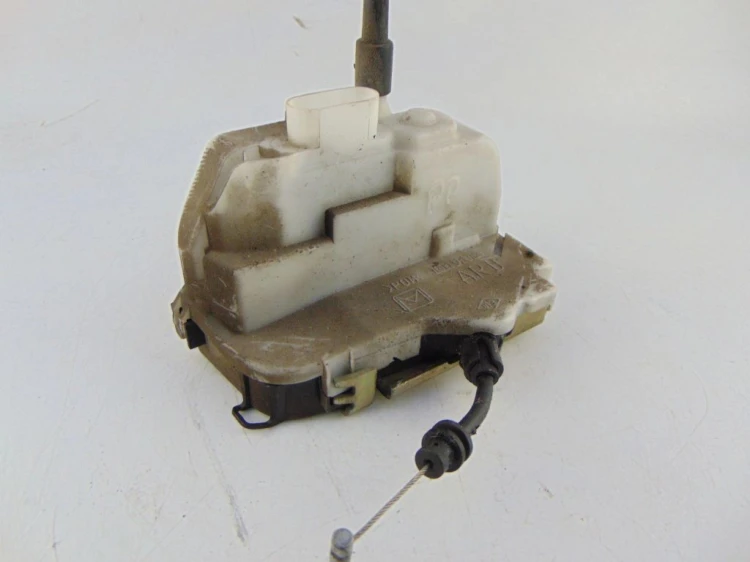 ZAMEK DRZWI PRAWY PRZÓD CITROEN C3 I (2002-2005) 1.1