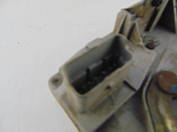 ZAMEK DRZWI PRAWY PRZÓD PEUGEOT 406 (1995-1999) 2.0 16V