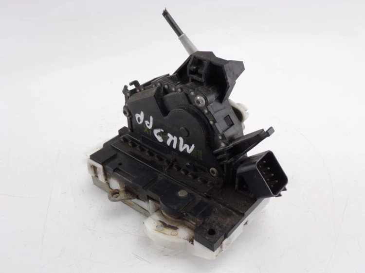 ZAMEK DRZWI PRAWY PRZÓD FORD MONDEO MK3 (2001-2007) 8 PINÓW
