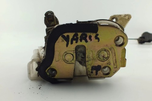 ZAMEK DRZWI PRAWY PRZÓD TOYOTA YARIS I (1999-2005) 1.0 16V