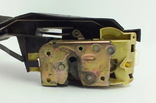 ZAMEK DRZWI PRAWY PRZÓD FORD FOCUS MK1 1.8 TDCI