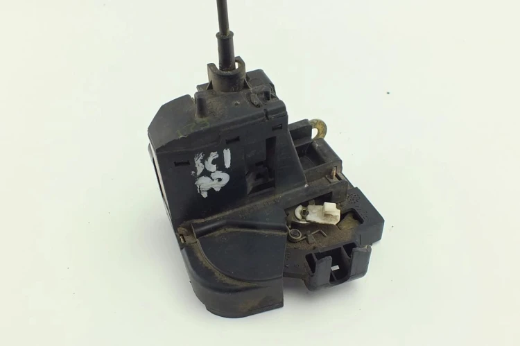 ZAMEK DRZWI PRAWY PRZÓD RENAULT SCENIC I LIFT (1999-2003) 1.6 16V