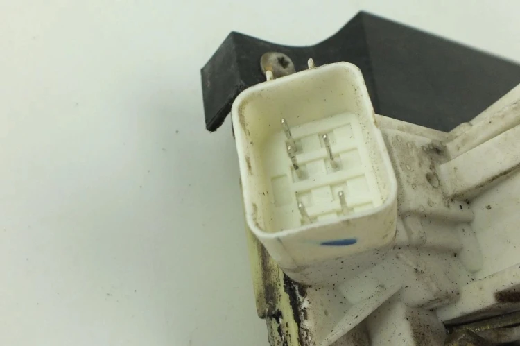 ZAMEK DRZWI PRAWY PRZÓD FORD FOCUS MK1 1.6 16V