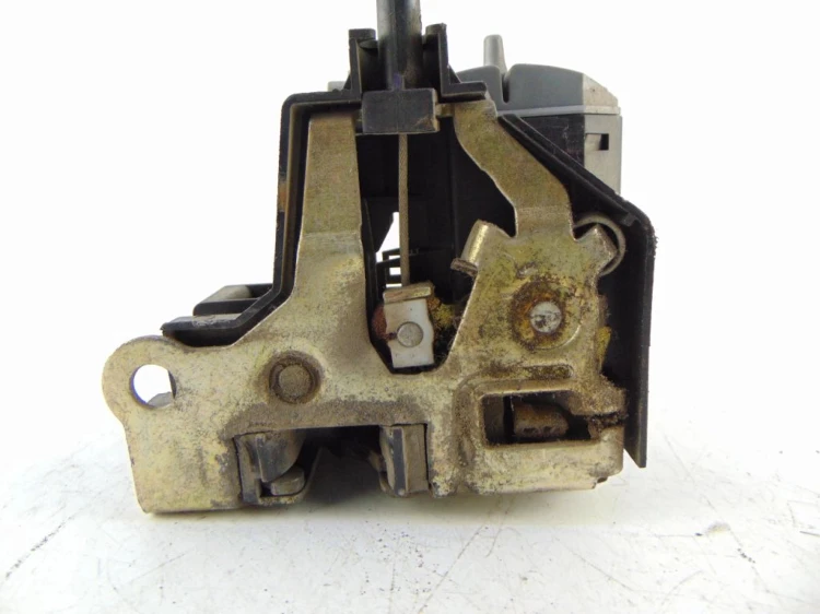 ZAMEK DRZWI PRAWY TYŁ RENAULT SCENIC I LIFT (1999-2003)