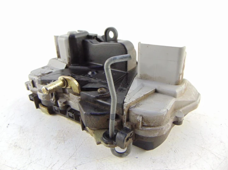 ZAMEK DRZWI LEWY TYŁ CITROEN XSARA PICASSO LIFT (2004-2008)