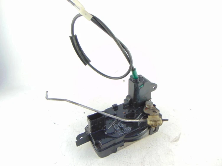 ZAMEK DRZWI PRAWY PRZÓD OPEL ASTRA H (2006-2014) 1.9 CDTI 13210749