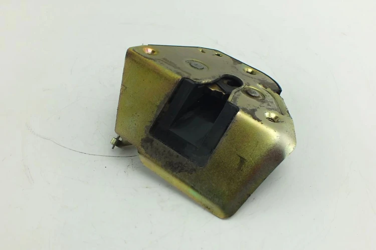 ZAMEK DRZWI PRAWY TYŁ CITROEN BERLINGO II (2003-2010) 1.9 DW8