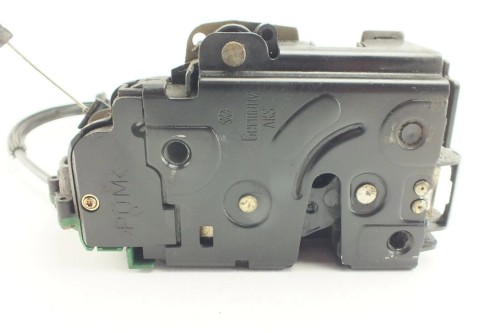 ZAMEK DRZWI PRAWY PRZÓD VOLKSWAGEN BORA (1998-2005) 2.0 8V