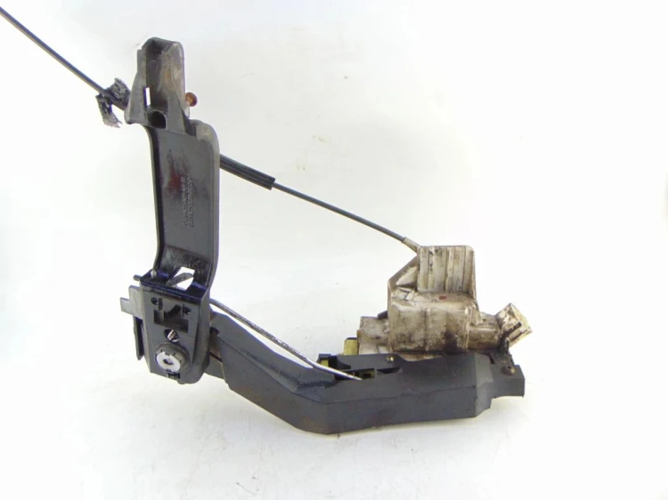 ZAMEK DRZWI PRAWY PRZÓD FORD FOCUS MK1 LIFT (2001 -2004) 1.8 TDCI 100HP