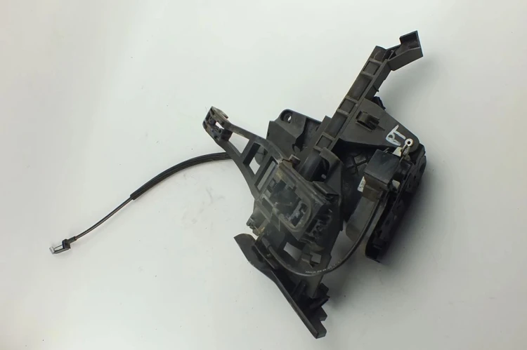 ZAMEK DRZWI PRAWY TYŁ FORD C-MAX (2003-2006) 2.0TDCI