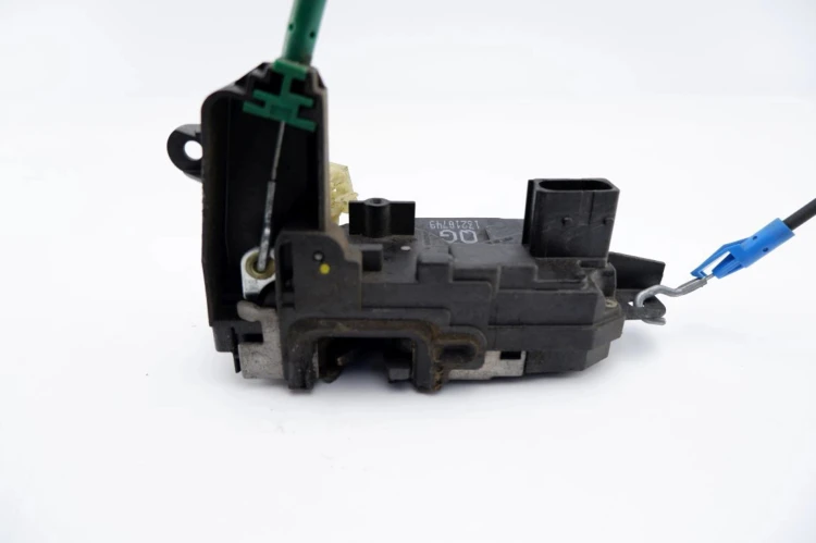 ZAMEK DRZWI PRAWY PRZÓD OPEL ZAFIRA B (2005-2008) 1.9 CDTI 120KM