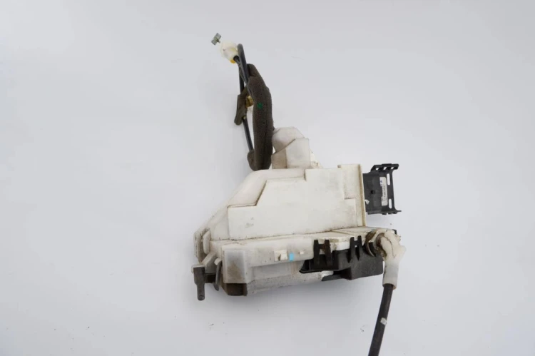 ZAMEK DRZWI PRAWY PRZÓD CITROEN C3 II (2008-2016) 1.4 16V
