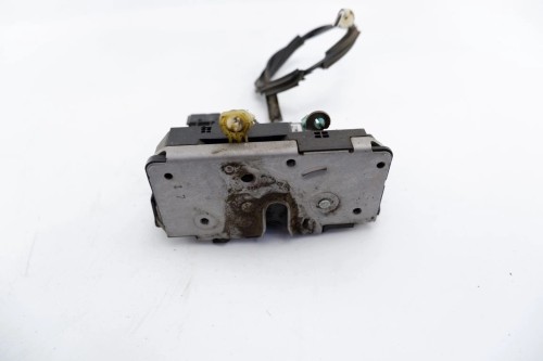 ZAMEK DRZWI PRAWY PRZÓD FIAT GRANDE PUNTO 55702904
