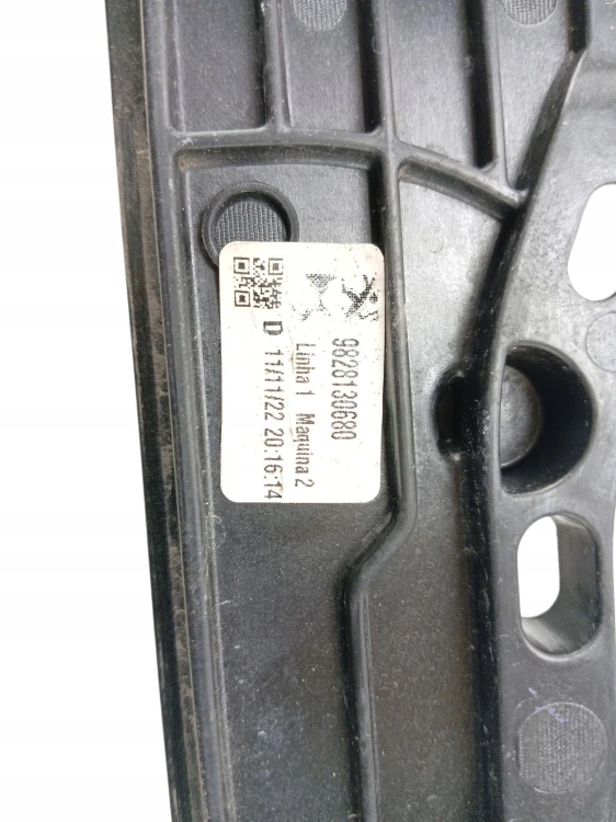 PODNOŚNIK SZYBY PRAWY PRZÓD OPEL MOKKA B (2020-) 1.2 T 131KM 9828130680