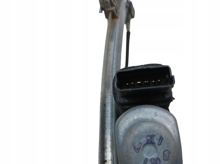 PODNOŚNIK SZYBY PRAWY PRZÓD RENAULT MEGANE II (2002-2005) 1.6 16V 112KM