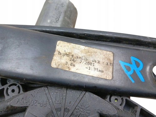 PODNOŚNIK SZYBY PRAWY PRZÓD BMW E46 LIFT (2001-2005) 1.8 115KM 8251350