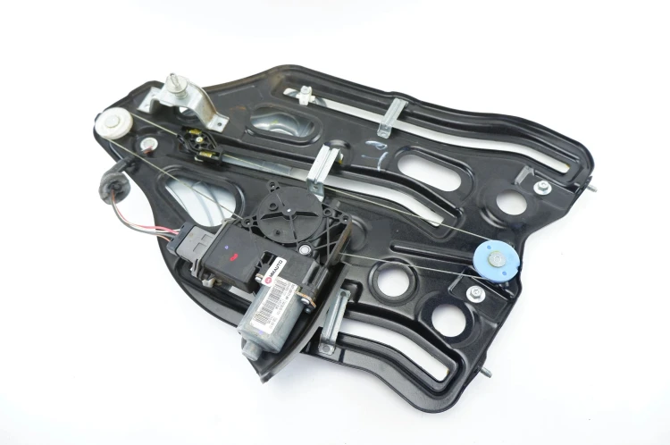 PODNOŚNIK SZYBY PRAWY TYŁ RENAULT MEGANE III (2008-2013) 1.4 TCE 827200018R