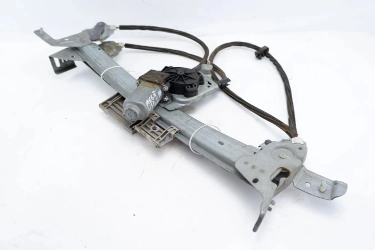 PODNOŚNIK SZYBY PRAWY PRZÓD RENAULT MEGANE II LIFT (2005-2008)
