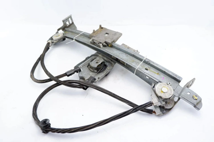 PODNOŚNIK SZYBY PRAWY PRZÓD RENAULT MEGANE II LIFT (2005-2008)