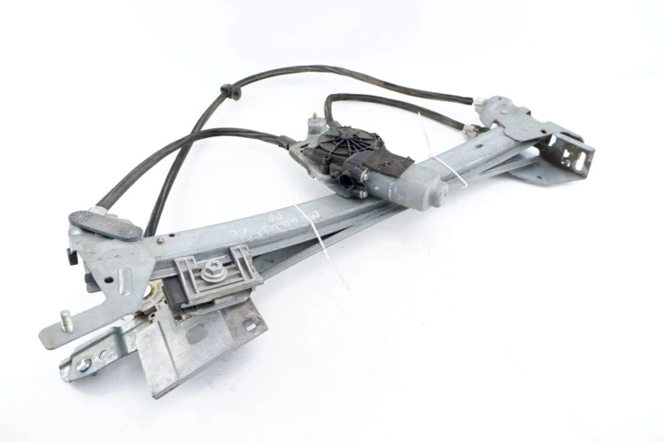 PODNOŚNIK SZYBY PRAWY PRZÓD RENAULT MEGANE II LIFT (2005-2008)