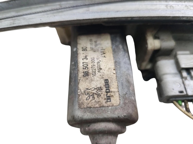 PODNOŚNIK SZYB PRAWY PRZÓD PEUGEOT 607 (2000-2004) 3.0 V6 9650734880