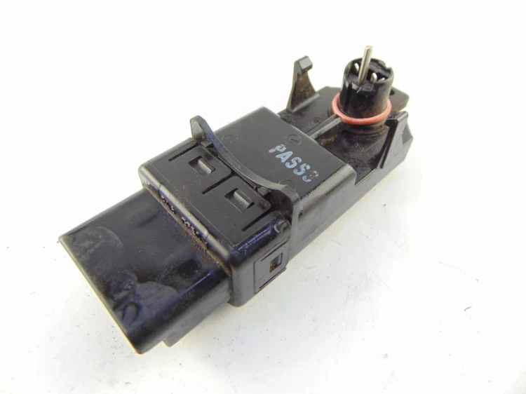 MODUŁ PODNOŚNIKA SZYBY PRAWY TYŁ RENAULT SCENIC II LIFT (2006-2009) 1.9 DCI