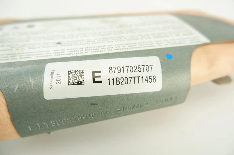 PODUSZKA FOTELA LEWA BMW F11 (2010-2013) 2.0 D 184KM 87917025707
