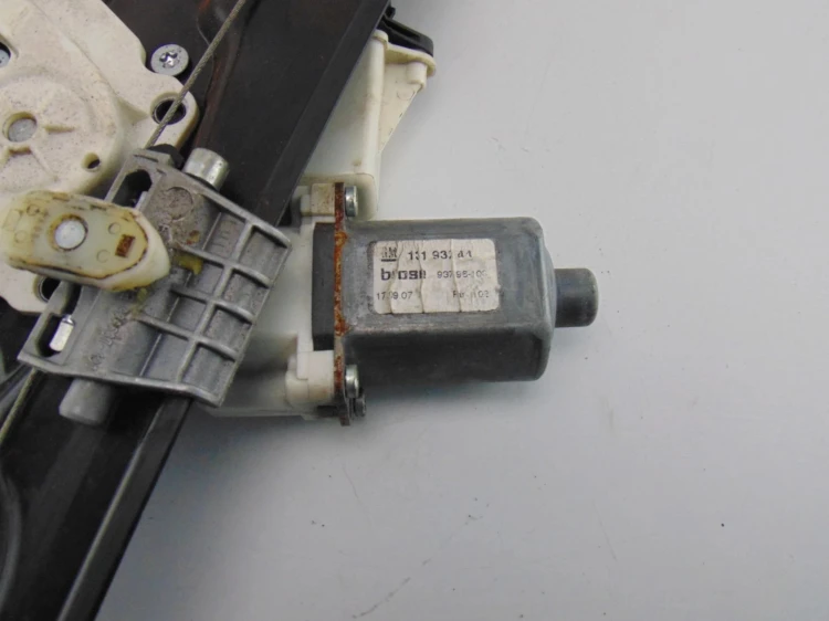 PODNOŚNIK SZYBY LEWY PRZÓD OPEL ASTRA H (2006-2014) 1.6 16V 13193231