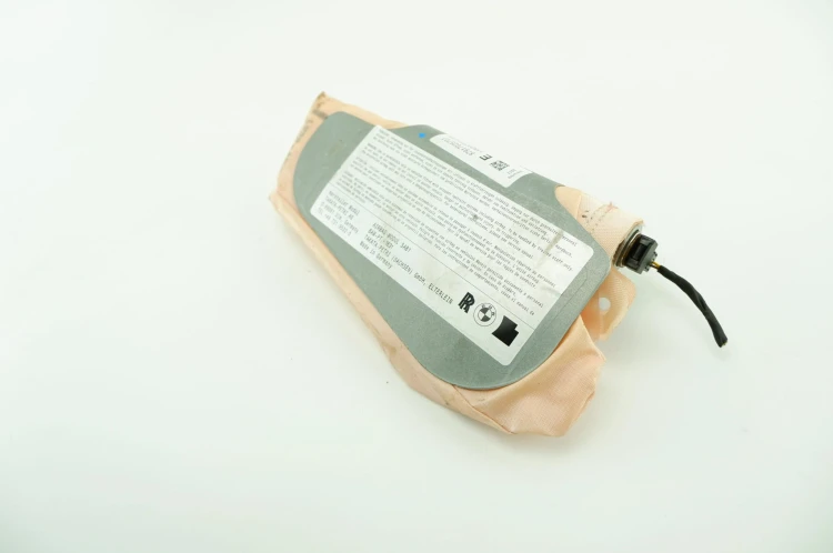 PODUSZKA FOTELA LEWA BMW F11 (2010-2013) 2.0 D 184KM 87917025707