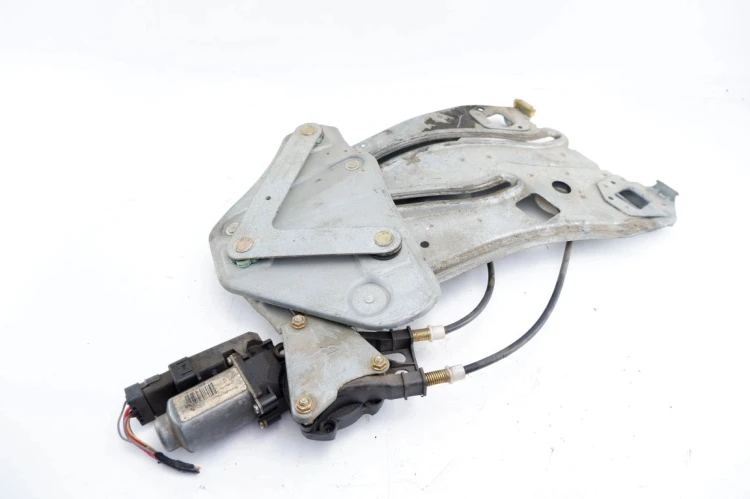 PODNOŚNIK SZYBY PRAWY TYŁ RENAULT MEGANE II LIFT (2005-2008)