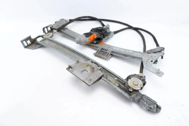 PODNOŚNIK SZYBY LEWY PRZÓD RENAULT MEGANE II LIFT (2005-2008)