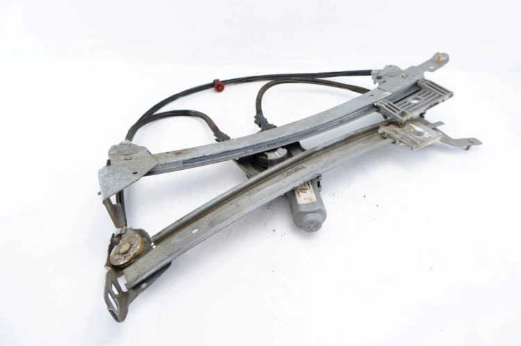 PODNOŚNIK SZYBY PRAWY PRZÓD RENAULT MEGANE II LIFT (2005-2008)