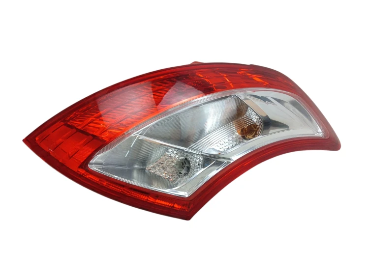 LAMPA PRAWY TYŁ SUZUKI SWIFT V LIFT (2013-2017) 1.2 90KM