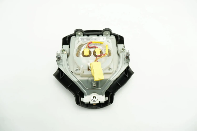 PODUSZKA KIEROWCY MITSUBISHI OUTLANDER II (2006 - 2013) 2.2 DID 7030A088XA