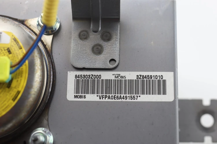 PODUSZKA PASAŻERA HYUNDAI I40 (2011-2014) 1.7 CRDI 116KM 845303Z000