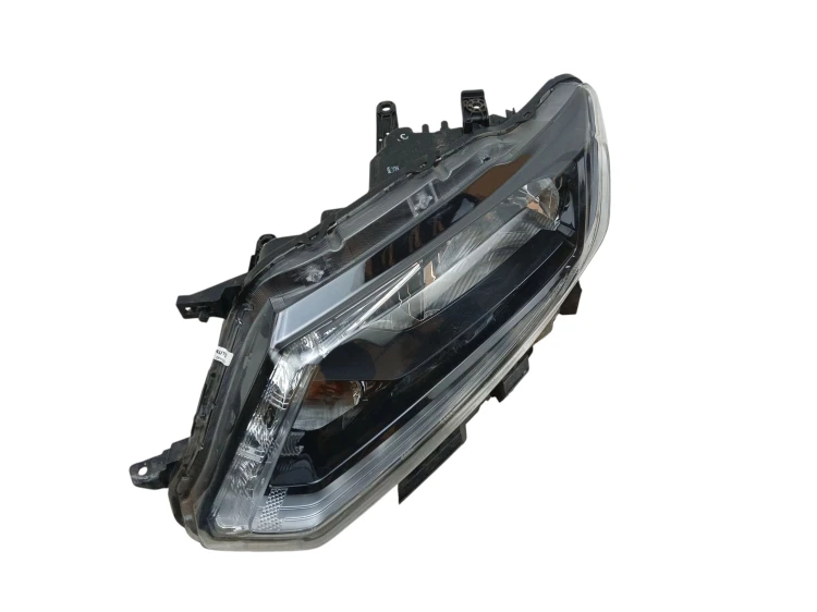 LAMPA LEWY PRZÓD NISSAN X-TRAIL T32 (2013-2017) 1.6 DCI 130KM