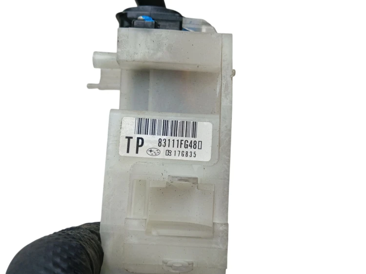 PRZEŁĄCZNIK ZESPOLONY SUBARU FORESTER III (2008-2011) 2.0 D 147KM 83111FG48