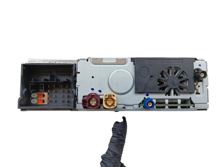RADIO CZYTNIK BMW F20 (2011-2015) 1.6 D 95KM 9342036