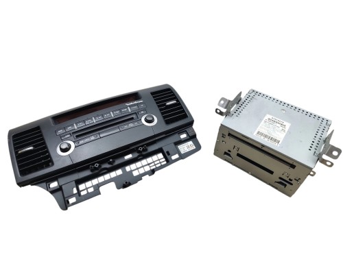 RADIO Z PANELEM MITSUBISHI LANCER VIII (2007-2015) 1.8 MIVEC 143KM 8701A278