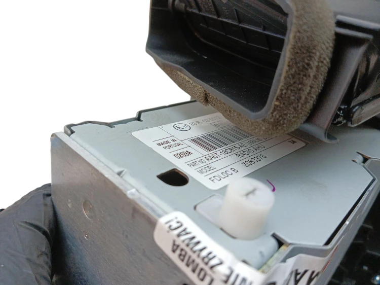 RADIO WYŚWIETLACZ PANEL KOMPLET FORD FIESTA MK7 (2008-2012) 1.6 TDCI 95KM B