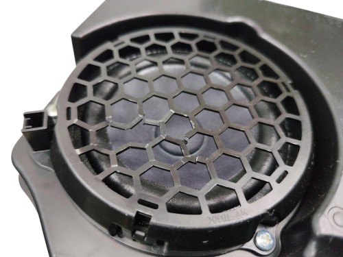 GŁOŚNIK SUBWOOFER MAZDA MX-30 (2020-) 35.5 kWh 145KM BDGF66996Y