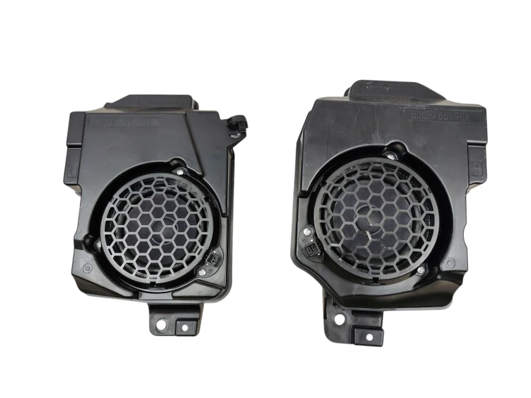 GŁOŚNIK SUBWOOFER MAZDA MX-30 (2020-) 35.5 kWh 145KM BDGF66996Y