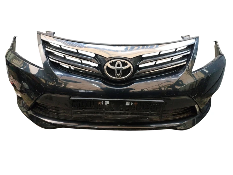ZDERZAK PRZÓD TOYOTA AVENSIS T27 LIFT (2012-2015) 1.8 VALVEMATIC 147KM