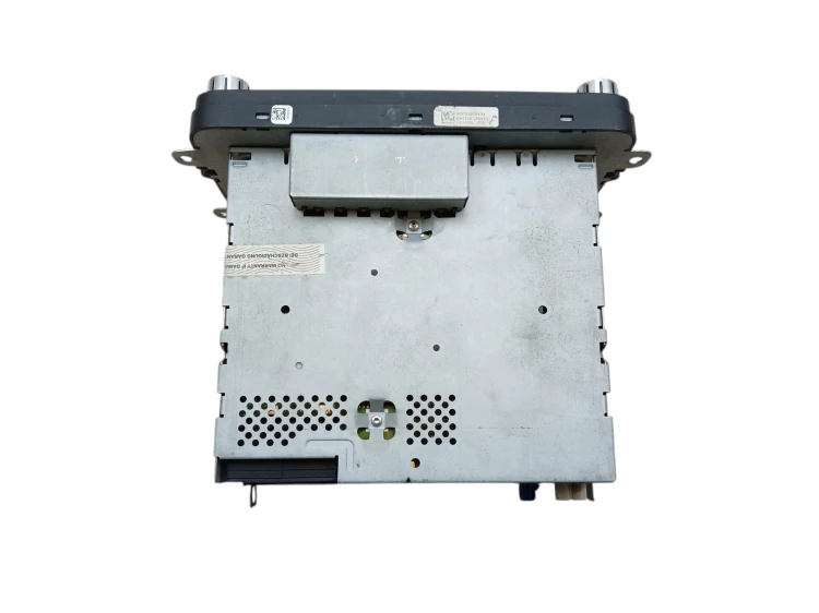 RADIO VOLKSWAGEN JETTA VI (2010-2014) 1.4 TSI 122KM 1T0035680B