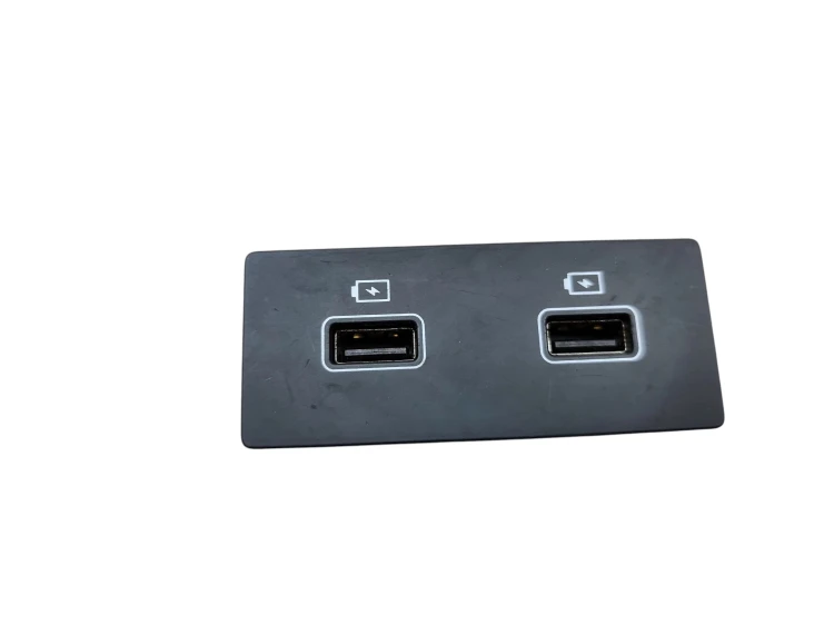 GNIAZDO USB RENAULT KADJAR LIFT (2018-2022) 1.3 TCE 140KM 280230033R