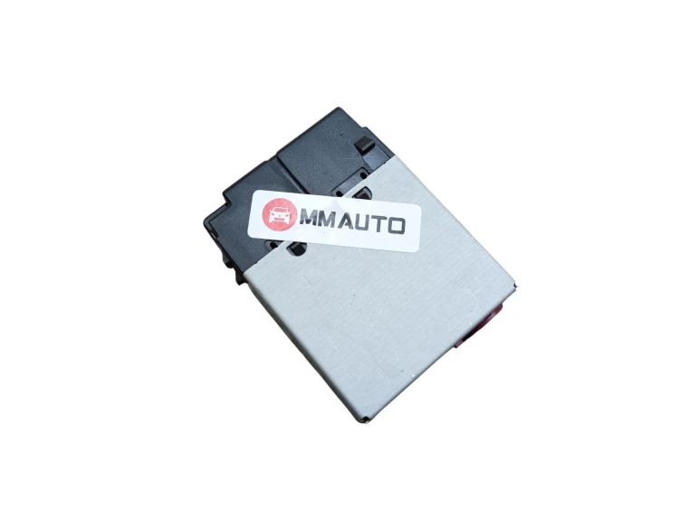 GNIAZDO USB VOLVO XC40 RECHARGE LIFT (2022-) E400V12 408KM 32375814